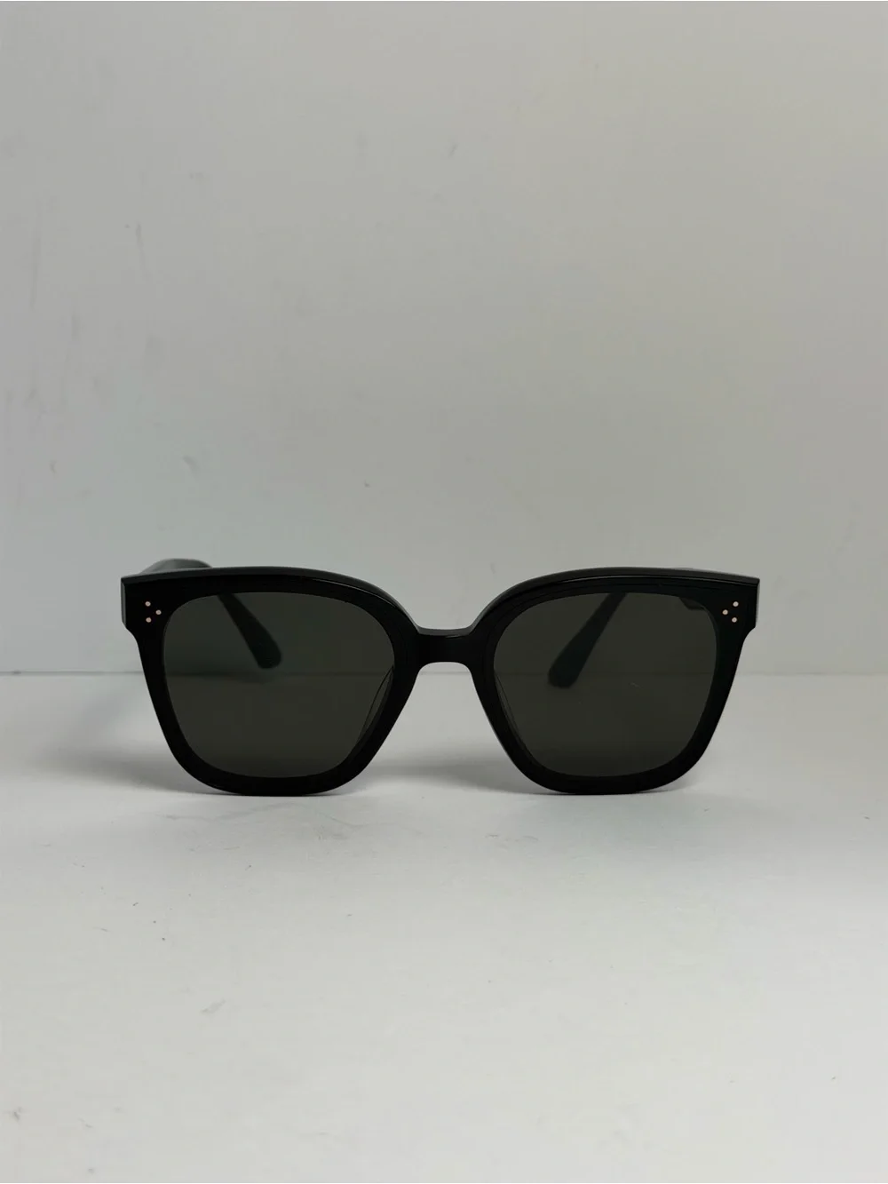 Gentle Monster Rick. S 01 Black Square Sunglasses 61-16-147 Discontinued